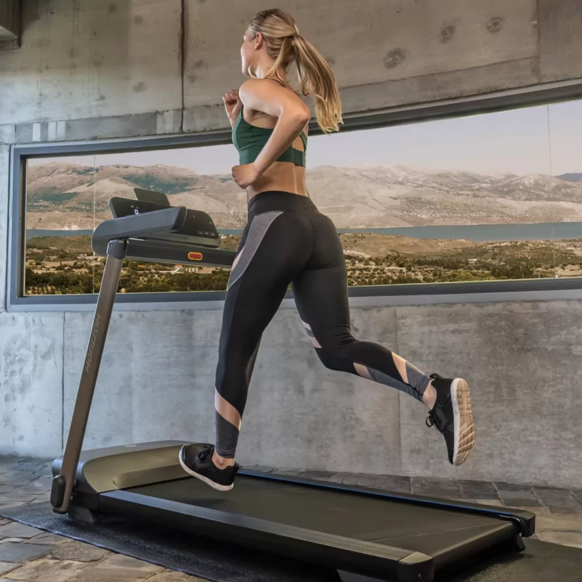 Horizon Evolve 3 Home Treadmill