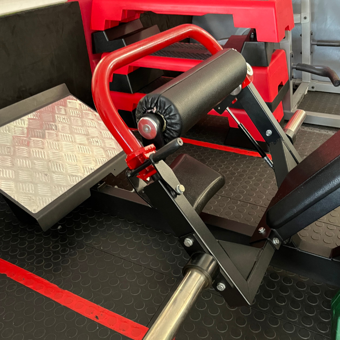 PRO Series Commercial Hip Thrust Machine | Plate-Loaded Glute Trainer